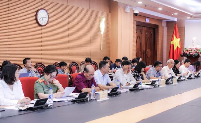 Các đại biểu tham dự Phiên họp