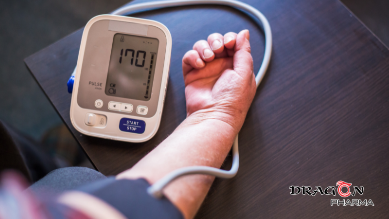 Nhiệt độ cao khiến hệ tim mạch phải hoạt động nhiều hơn để duy trì lưu thông máu và điều hòa thân nhiệt.