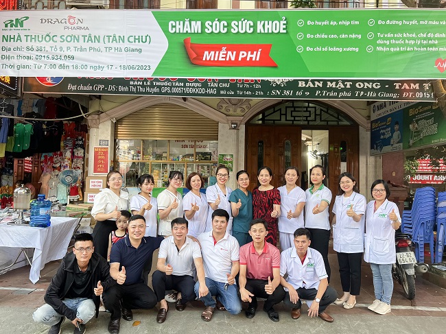 Nhà thuốc Sơn Tân cùng Dược phẩm Dragon tri ân khách hàng, kỷ niệm 30 thương hiệu nhà thuốc